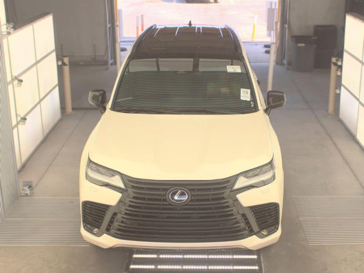 Used 2025 Lexus LX 700h Luxury w/ Appearance Package AWD/4WD image 11