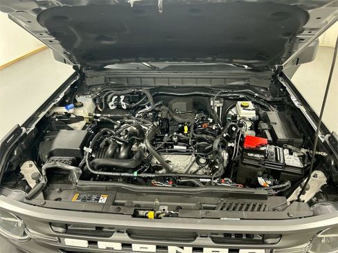 Used 2024 Ford Bronco Big Bend image 23