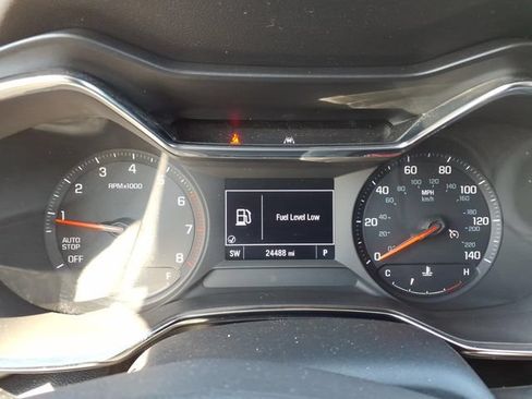 Used 2023 Chevrolet TrailBlazer LT w/ Convenience Package FWD image 16