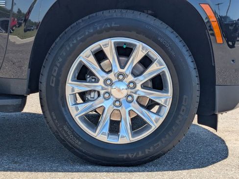 Certified 2025 Chevrolet Tahoe Premier image 11