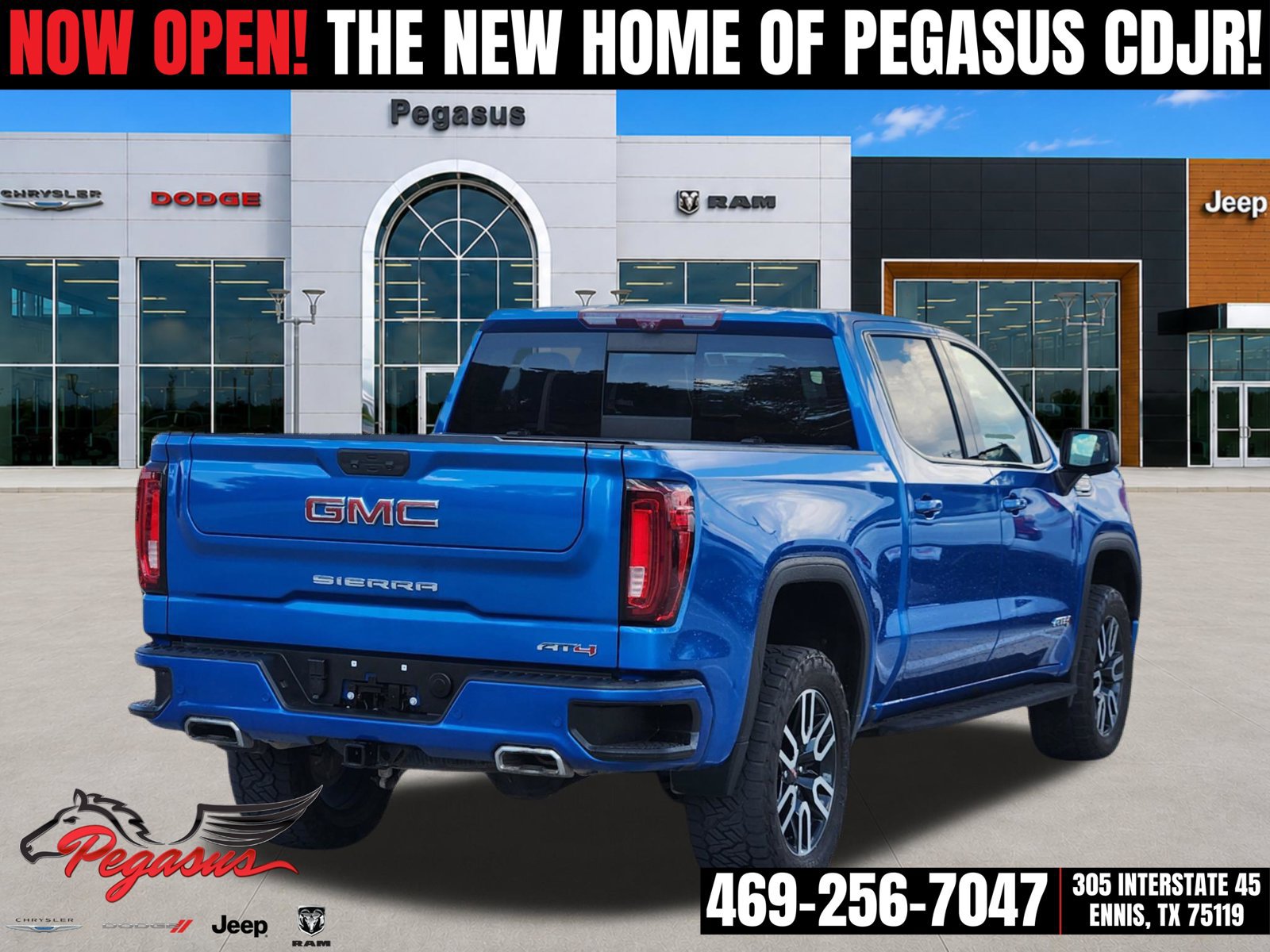 Used 2022 GMC Sierra 1500 AT4 w/ AT4 Premium Package AWD/4WD image 5