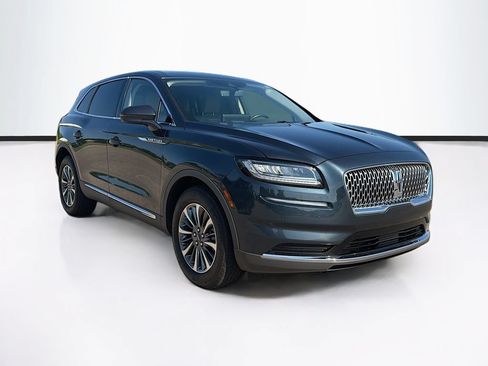 Used 2021 Lincoln Nautilus AWD w/ Equipment Group 101A image 3