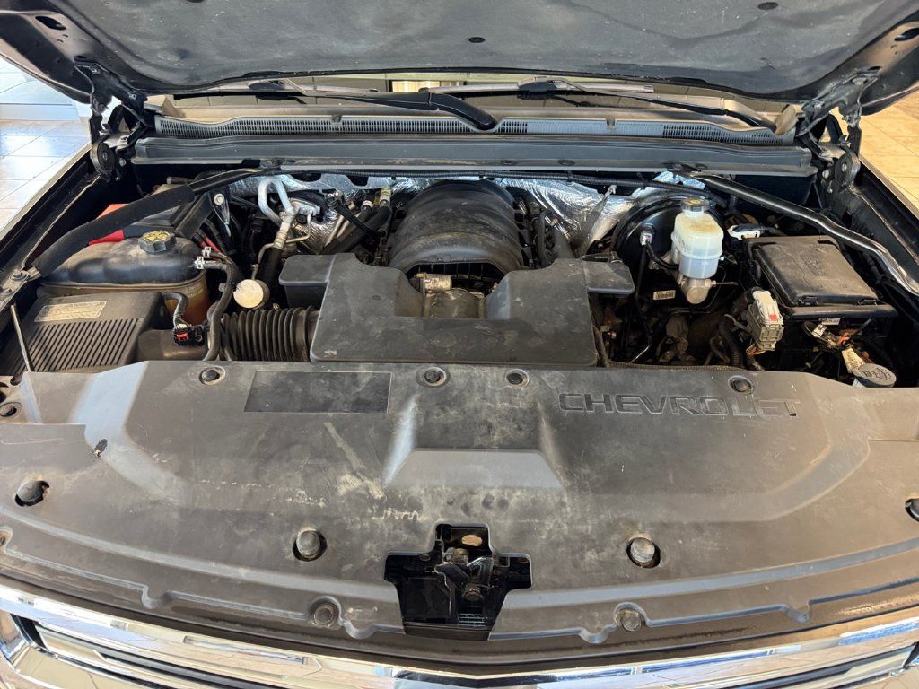 Used 2015 Chevrolet Suburban LTZ AWD/4WD image 20