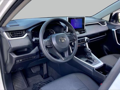 Used 2024 Toyota RAV4 XLE w/ Convenience Package FWD image 17