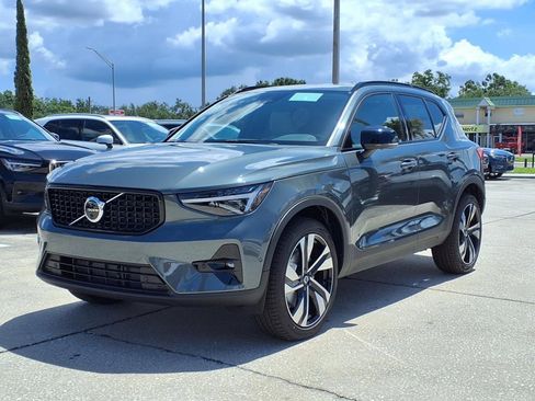 New 2026 Volvo XC40 B4 Plus w/ Protection Package Premier image 3
