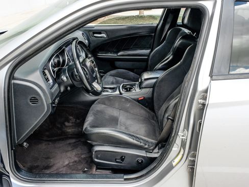 Used 2018 Dodge Charger GT AWD/4WD image 4