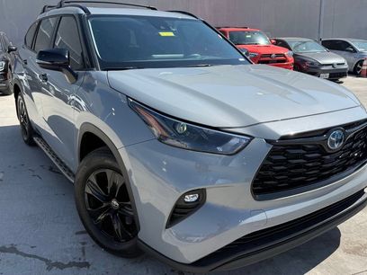 Used 2024 Toyota Highlander XLE
