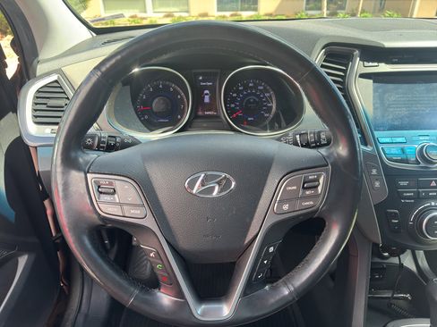 Used 2013 Hyundai Santa Fe Sport image 9