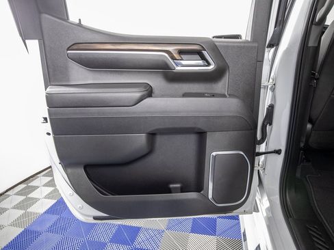 Used 2023 GMC Sierra 1500 SLT w/ SLT Premium Package image 12