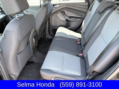 Used 2017 Ford Escape SE FWD image 7