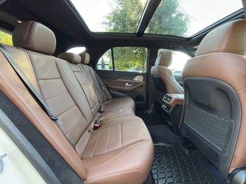 Used 2024 Mercedes-Benz GLE 350 4MATIC image 19