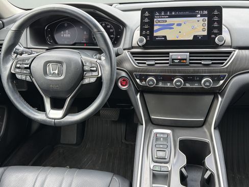 Used 2021 Honda Accord Touring image 9