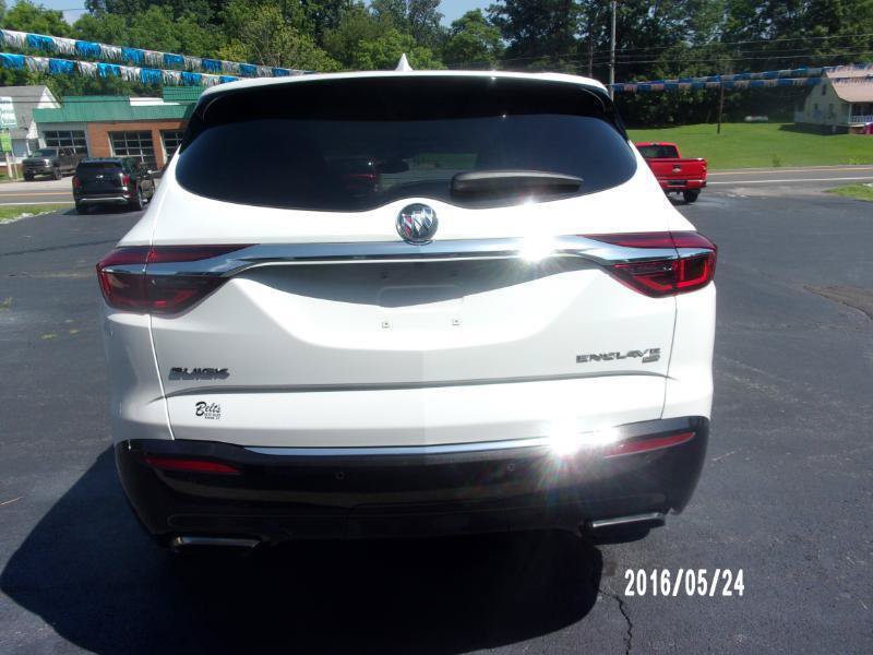 Used 2018 Buick Enclave Premium w/ Experience Buick Package AWD/4WD image 5