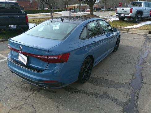 Used 2025 Volkswagen Jetta GLI Autobahn w/ GLI Black Package image 12