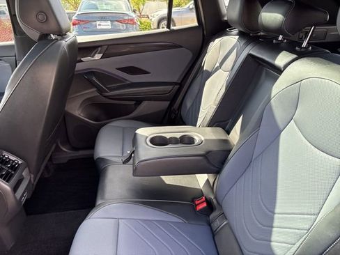 Certified 2025 Volkswagen Tiguan SE R-Line AWD/4WD image 14