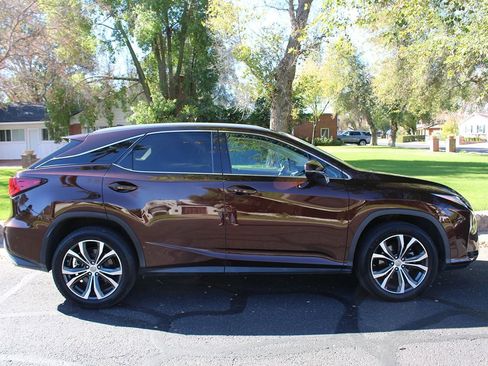 Used 2017 Lexus RX 350 AWD image 3