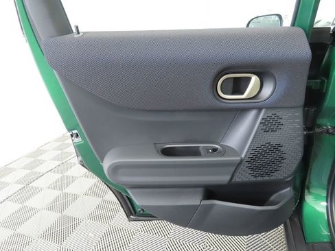 Used 2025 MINI Cooper 4-Door Hardtop image 29