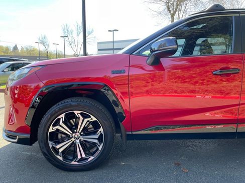 Used 2022 Toyota RAV4 XSE w/ Weather Package image 8