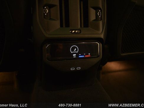 Used 2025 BMW X3 xDrive30i w/ Premium Package image 25