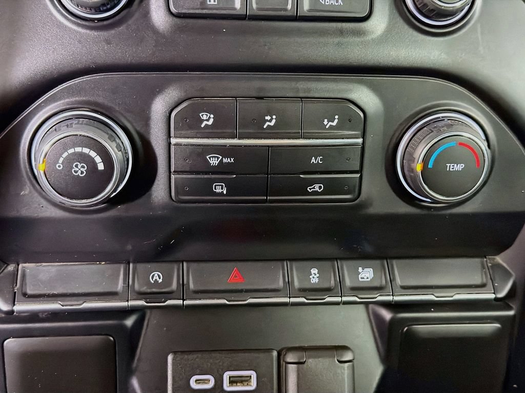 Used 2020 Chevrolet Silverado 1500 LT AWD/4WD image 16