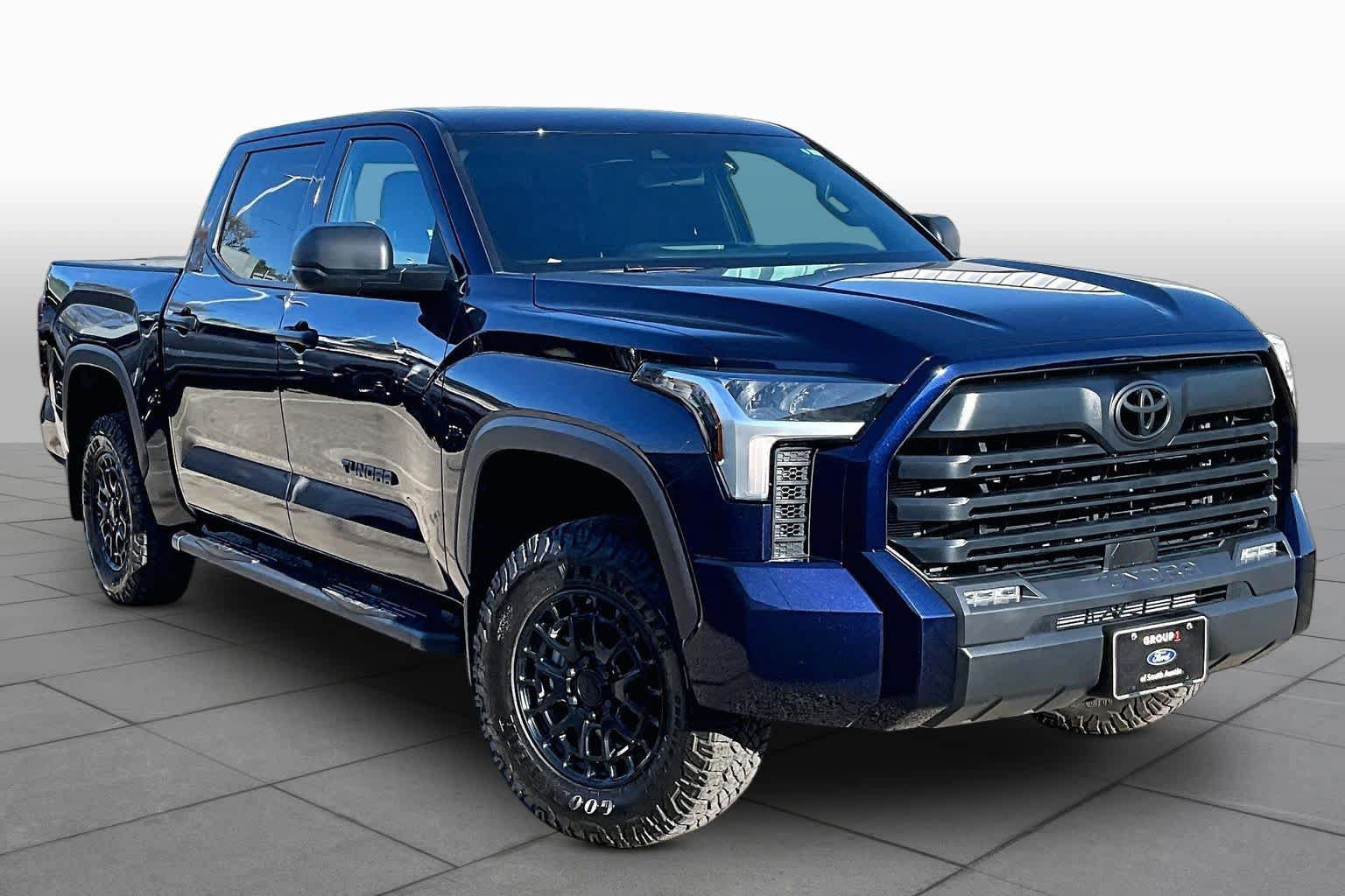 Used 2026 Toyota Tundra SR5 AWD/4WD image 3