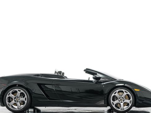 Used 2008 Lamborghini Gallardo Spyder AWD/4WD image 2