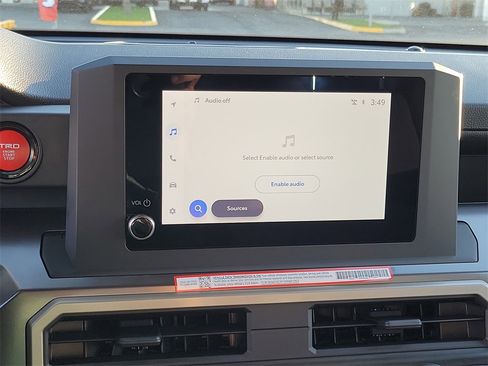 Used 2025 Toyota Tacoma TRD Off-Road image 9