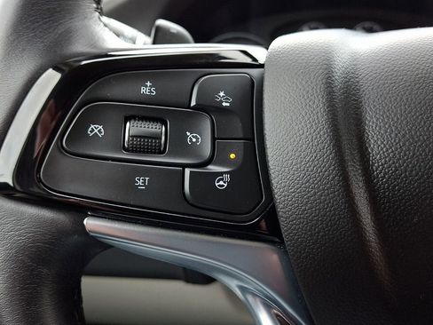 Certified 2023 Buick Enclave Essence FWD image 27