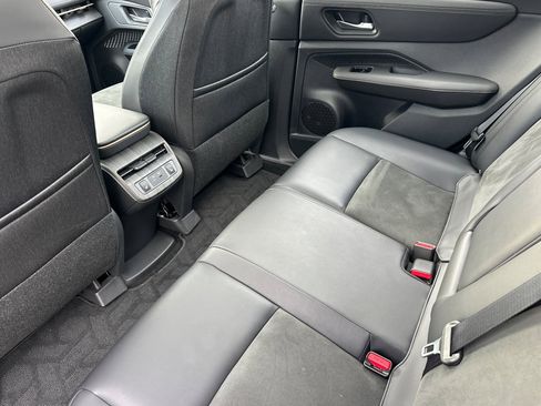 Certified 2024 Nissan Ariya FWD image 13