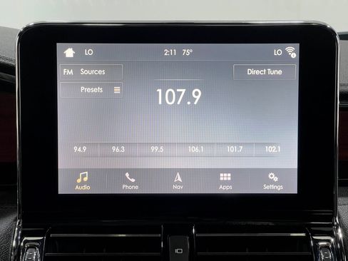 Used 2019 Lincoln Navigator Reserve AWD/4WD image 24