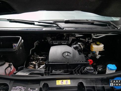 Used 2024 Mercedes-Benz Sprinter 2500 image 27
