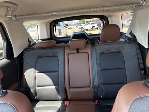 Used 2021 Ford Bronco Sport Outer Banks w/ Outer Banks Package AWD/4WD image 18