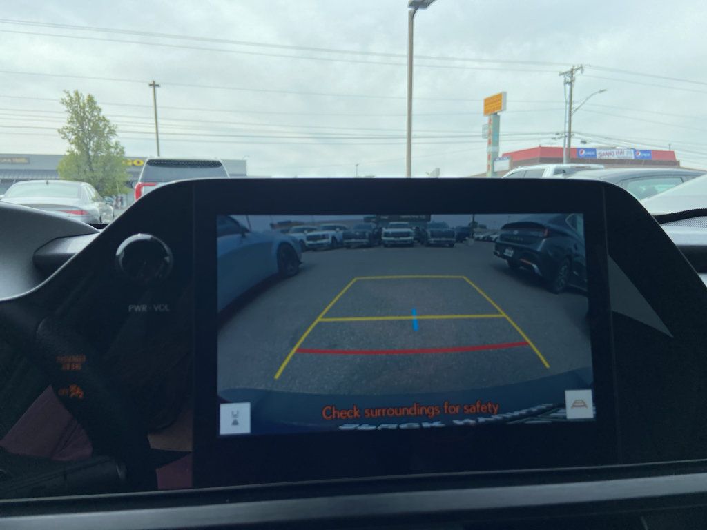 Used 2024 Lexus UX 250h F Sport AWD/4WD image 10