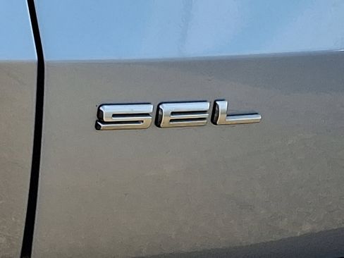 Certified 2022 Ford Escape SEL image 30