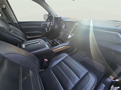 Used 2019 GMC Yukon XL Denali w/ Denali Ultimate Package image 65