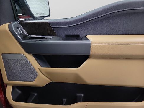 Used 2022 Ford F150 Lariat image 16