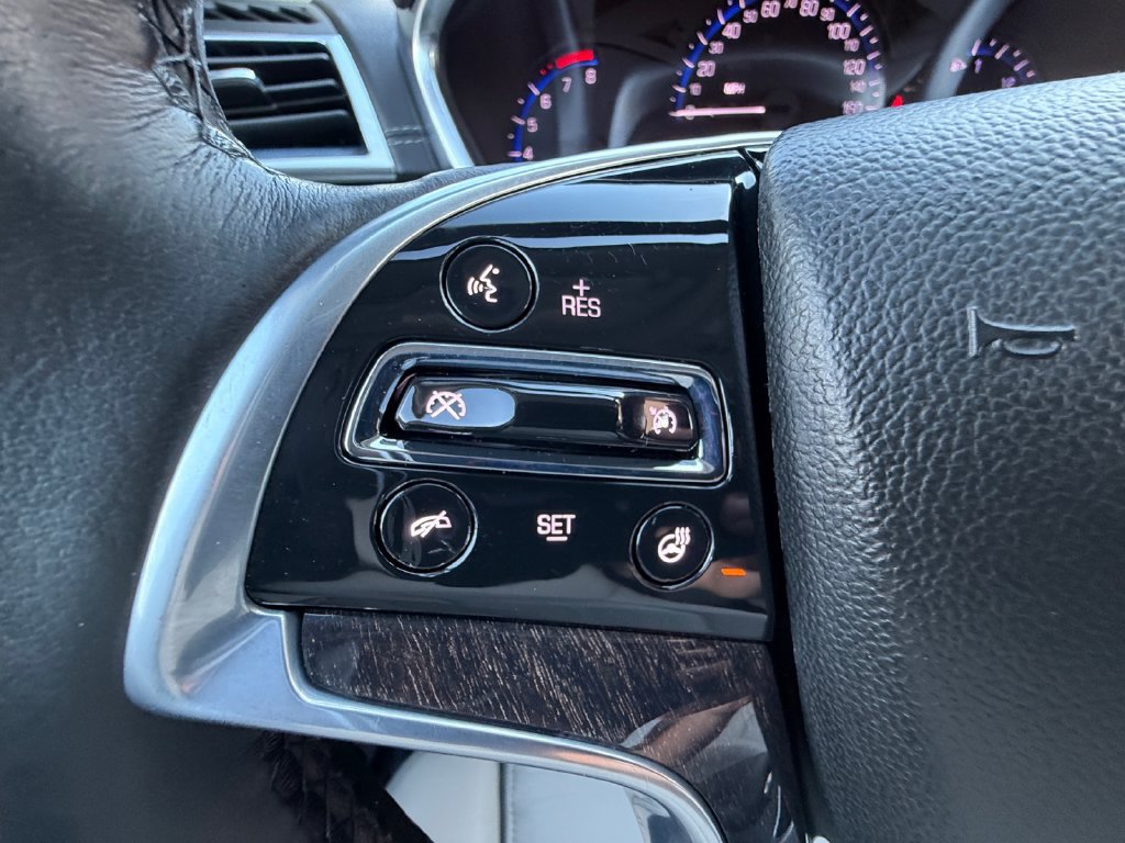 Used 2015 Cadillac SRX Luxury AWD/4WD image 22