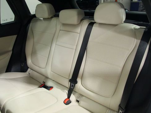 Certified 2026 Mercedes-Benz GLC 300 4MATIC image 30