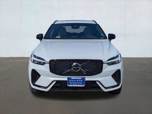 New 2026 Volvo XC60 T8 Plus w/ Protection Package Premier image 4