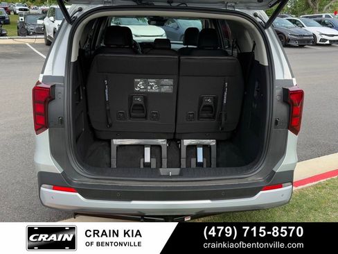 New 2026 Kia Carnival EX FWD image 7