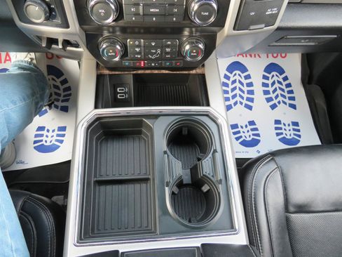 Used 2019 Ford F250 Lariat AWD/4WD image 22