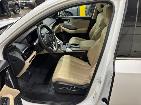 Certified 2024 Acura MDX SH-AWD image 10