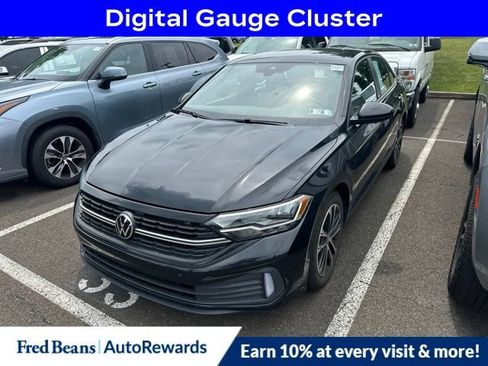 Used 2024 Volkswagen Jetta Sport FWD image 3