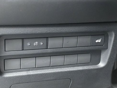 Used 2023 Mitsubishi Outlander SE image 15