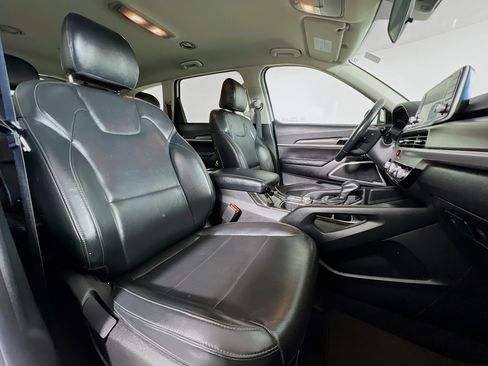 Used 2020 Kia Telluride LX AWD/4WD image 23