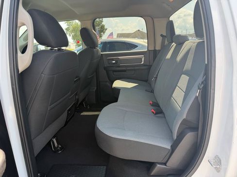 Used 2021 RAM 1500 Classic SLT RWD image 8