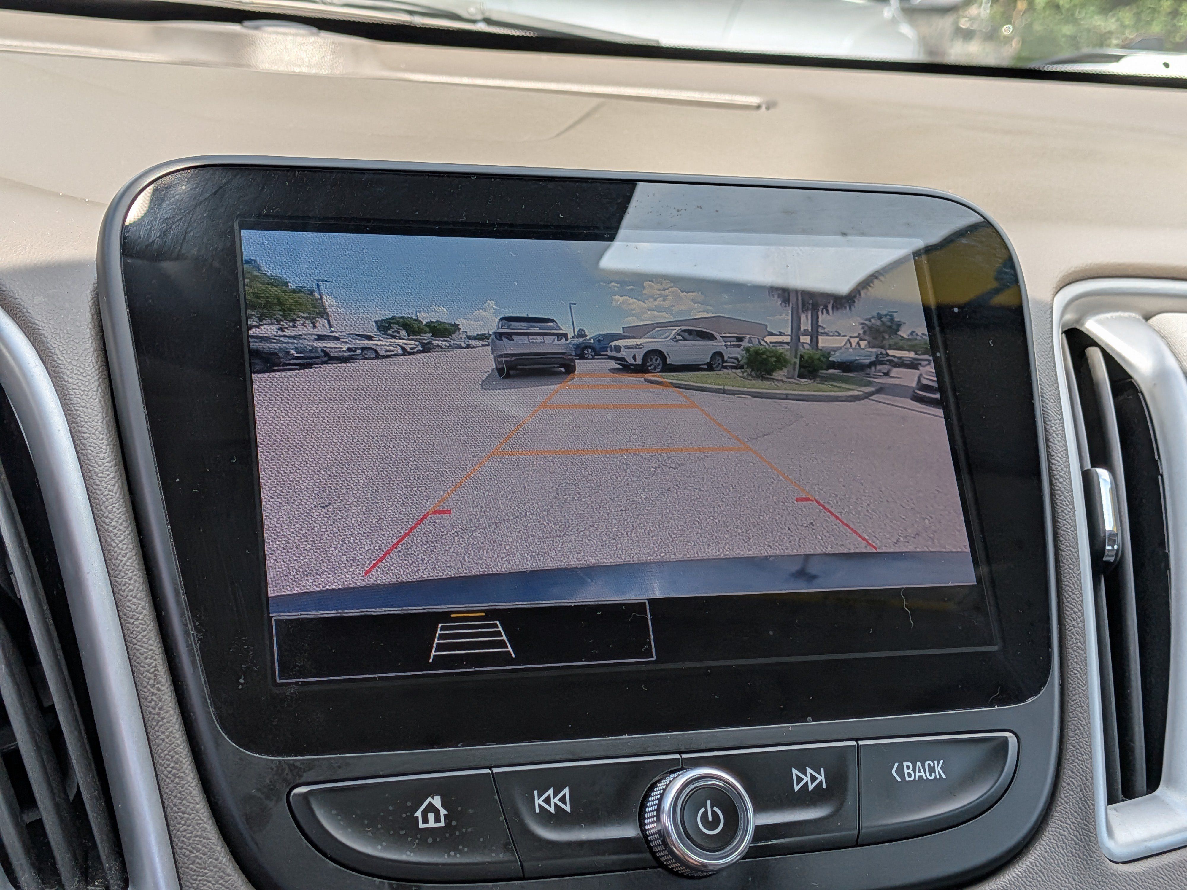Used 2023 Chevrolet Malibu LT FWD image 31