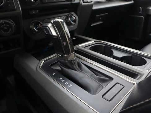 Used 2018 Ford F150 Raptor w/ Equipment Group 802A Luxury image 14