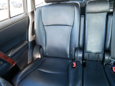 Used 2011 Toyota Highlander Limited w/ Tow Pkg image 12