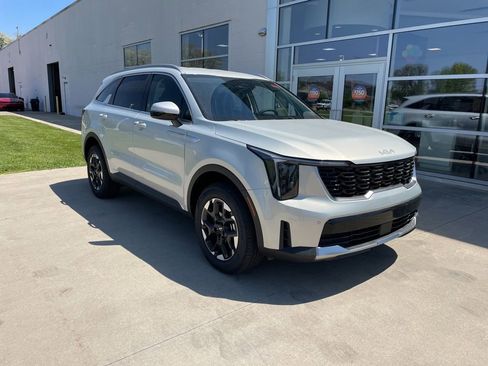 New 2026 Kia Sorento S AWD/4WD image 1